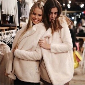 Brandy Melville Sandra Fur Coat